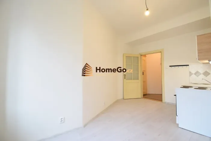 Pronájem bytu 2+kk, Praha - Nusle, Na Vítězné pláni, 52 m2