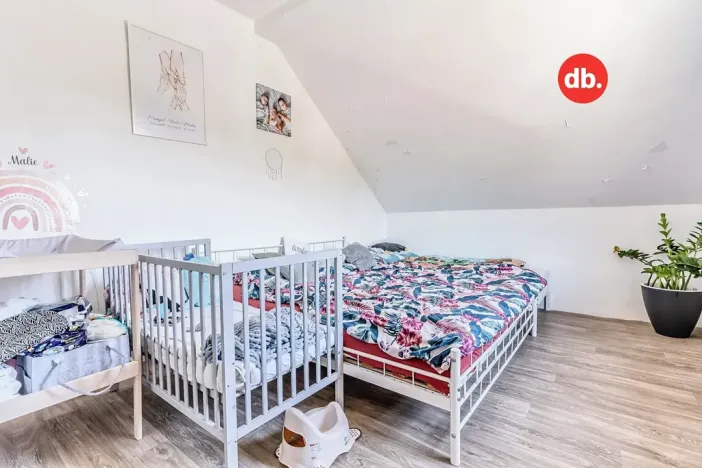 Prodej vícegeneračního domu, Karlovy Vary, K Přehradě, 568 m2
