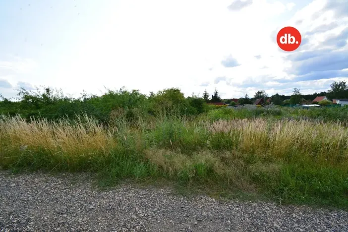 Prodej pozemku pro bydlení, Chbany, 915 m2
