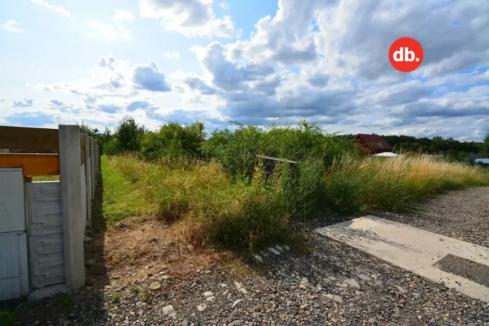 Prodej pozemku pro bydlení, Chbany, 915 m2