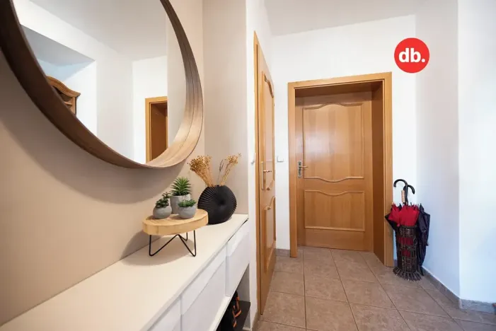 Prodej rodinného domu, Karlovy Vary, Vančurova, 260 m2
