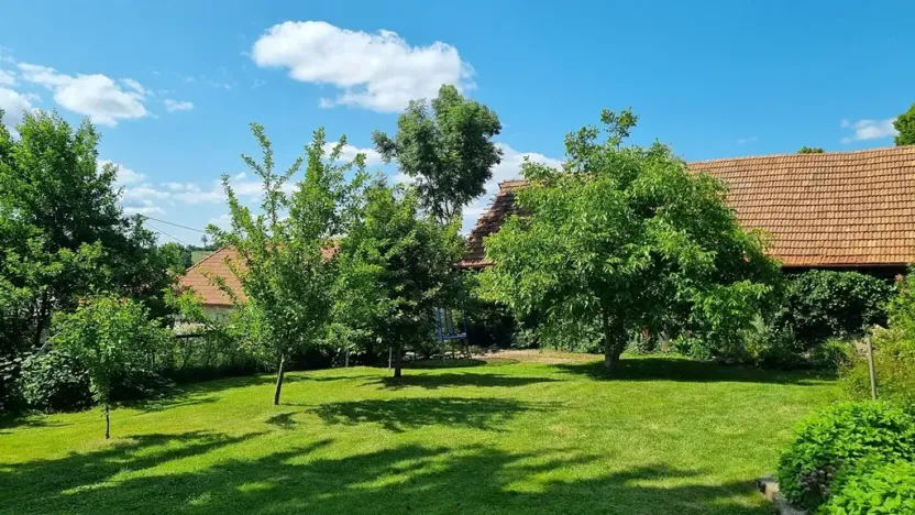 Prodej rodinného domu, Žďárná, 200 m2