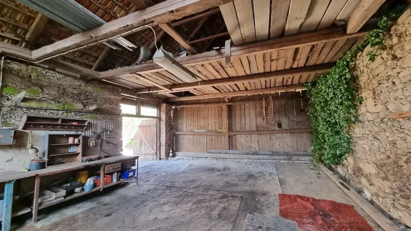 Prodej rodinného domu, Žďárná, 200 m2