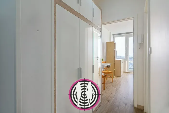 Pronájem bytu 1+kk, Praha - Hostivař, Hornoměcholupská, 22 m2