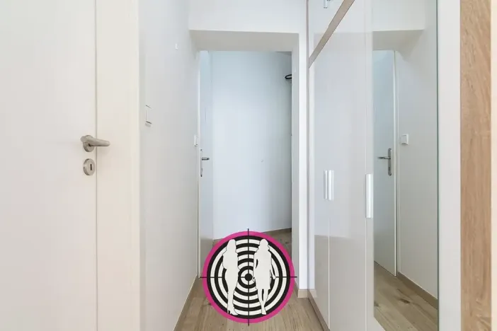 Pronájem bytu 1+kk, Praha - Hostivař, Hornoměcholupská, 22 m2