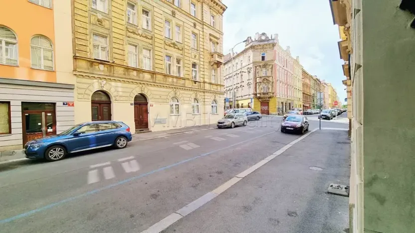 Pronájem obchodního prostoru, Praha, Bořivojova, 49 m2