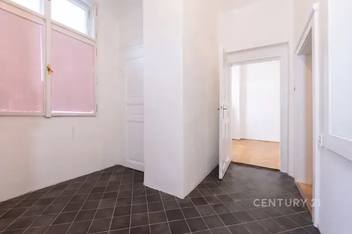 Prodej bytu 3+1, Praha - Holešovice, Veletržní, 100 m2