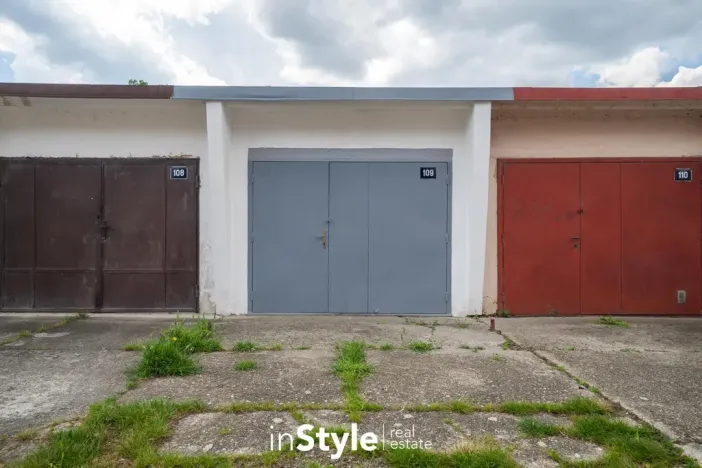 Pronájem garáže, Uherské Hradiště, Průmyslová, 17 m2