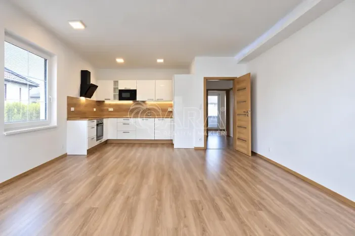Pronájem rodinného domu, Postřižín, Na Stráni, 80 m2
