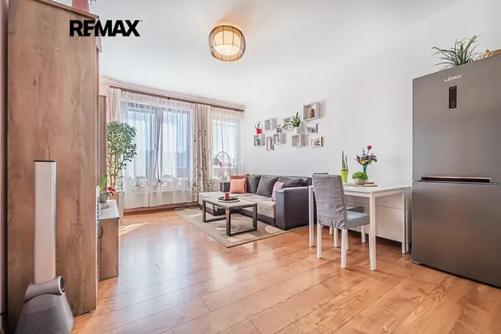 Pronájem bytu 2+kk, Slaný, Kybalova, 56 m2