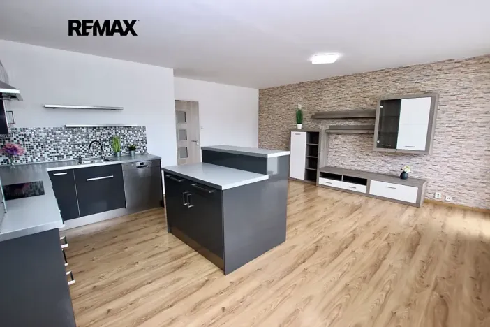 Pronájem bytu 3+kk, Loděnice, Za GZ, 64 m2