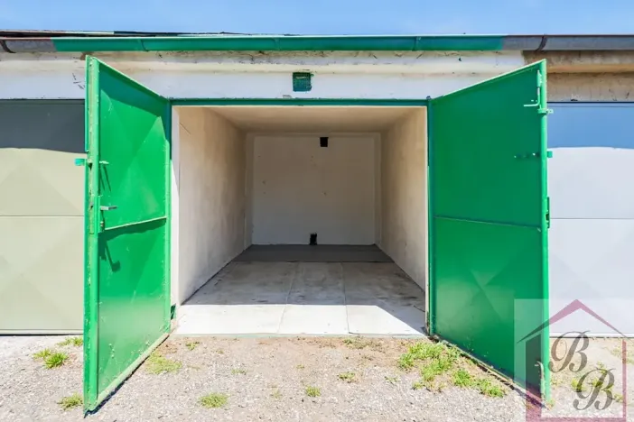 Prodej garáže, Benátky nad Jizerou, Boženy Němcové, 16 m2