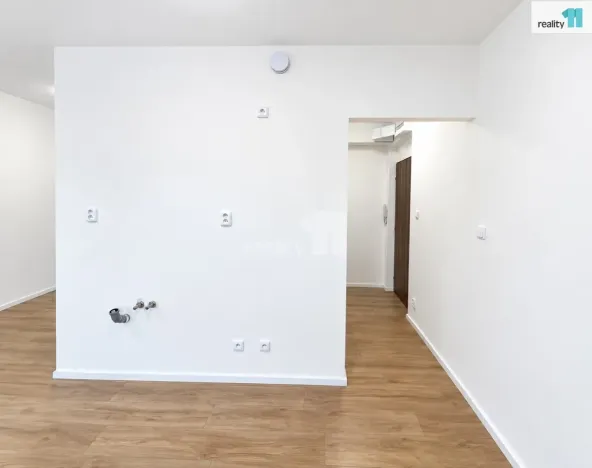Prodej bytu 1+kk, Praha - Hrdlořezy, Českobrodská, 24 m2