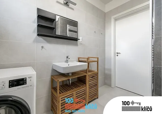 Pronájem bytu 1+kk, Praha - Lipence, Oddechová, 35 m2