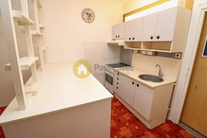 Pronájem bytu 1+kk, Strakonice - Strakonice I, Kosmonautů, 32 m2