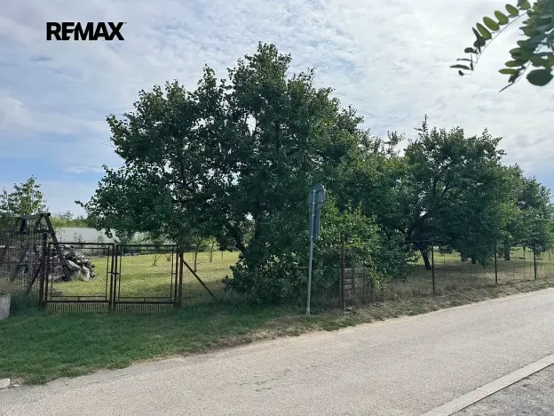 Prodej zahrady, Valtice, 1171 m2