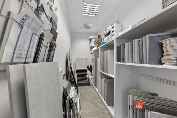 Pronájem obchodního prostoru, Plzeň - Černice, Vltavínová, 66 m2