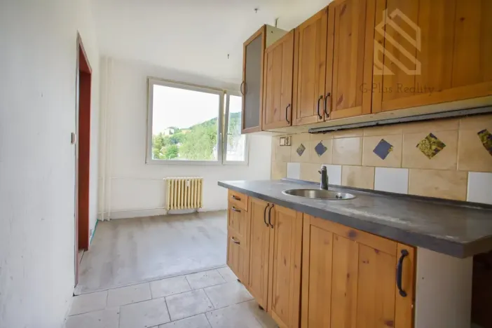 Pronájem bytu 4+1, Ústí nad Labem - Mojžíř, Jindřicha Plachty, 99 m2