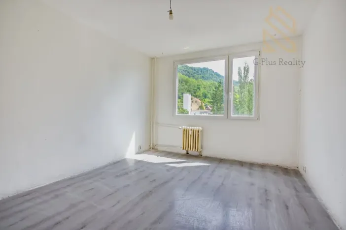 Pronájem bytu 4+1, Ústí nad Labem - Mojžíř, Jindřicha Plachty, 99 m2