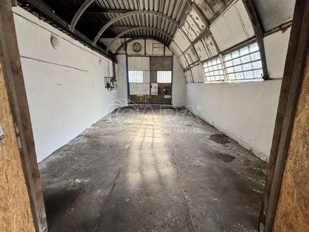 Pronájem výrobních prostor, Kladno - Dubí, Dubská, 192 m2