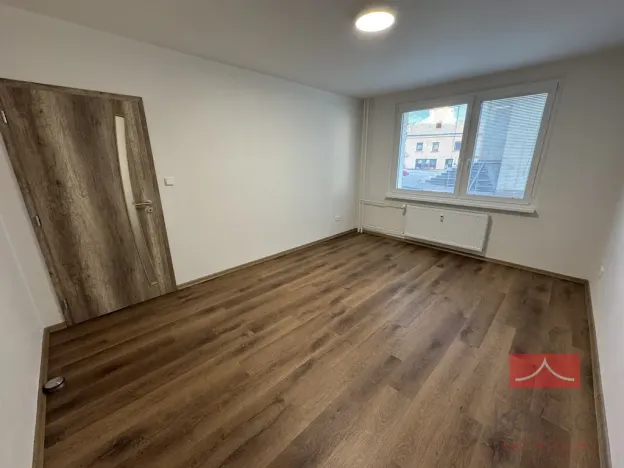 Pronájem bytu 4+1, Havlíčkův Brod, Smetanovo náměstí, 87 m2