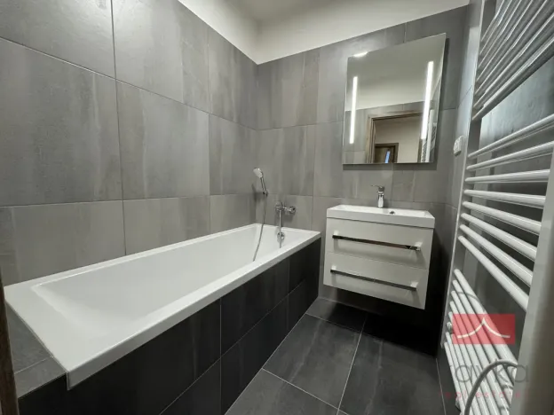 Pronájem bytu 4+1, Havlíčkův Brod, Smetanovo náměstí, 87 m2