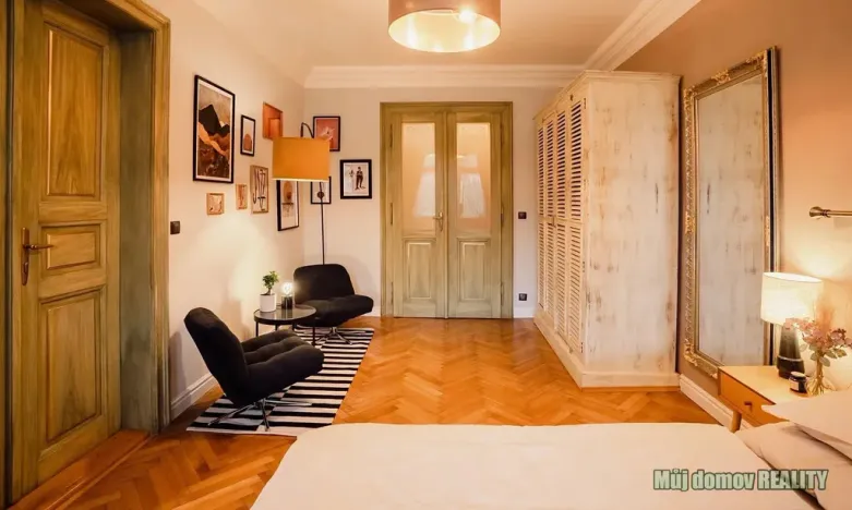 Pronájem bytu 3+1, Praha - Vyšehrad, Svobodova, 97 m2