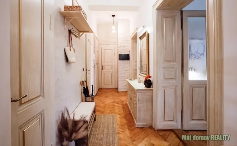 Pronájem bytu 3+1, Praha - Vyšehrad, Svobodova, 97 m2