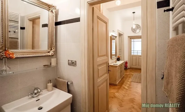 Pronájem bytu 3+1, Praha - Vyšehrad, Svobodova, 97 m2