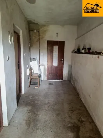 Prodej rodinného domu, Loučany, 250 m2