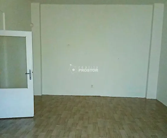 Pronájem bytu 1+1, Rumburk, Třída 9. května, 56 m2