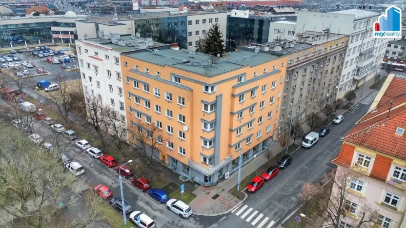 Pronájem bytu 3+1, Plzeň, Guldenerova, 78 m2