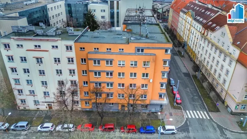 Pronájem bytu 3+1, Plzeň, Guldenerova, 78 m2