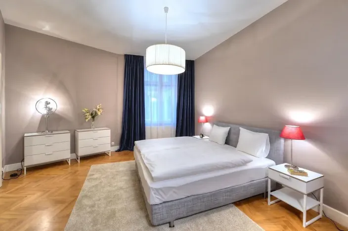 Pronájem bytu 3+1, Praha - Nové Město, Truhlářská, 119 m2