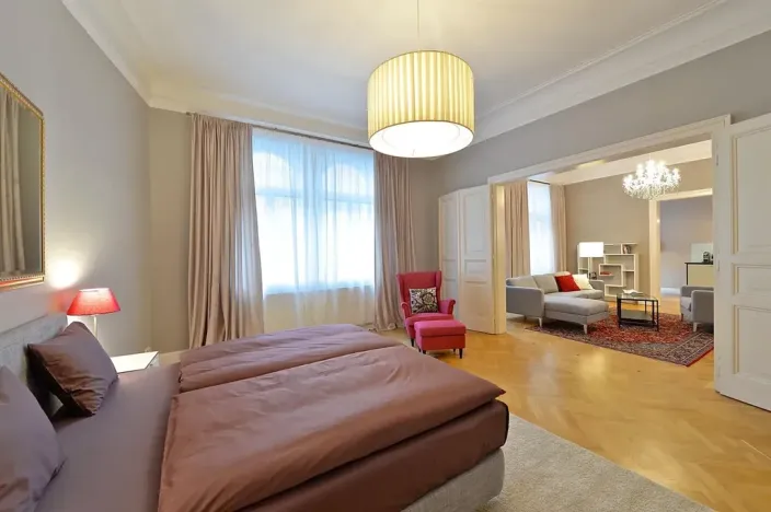 Pronájem bytu 3+1, Praha - Nové Město, Truhlářská, 119 m2