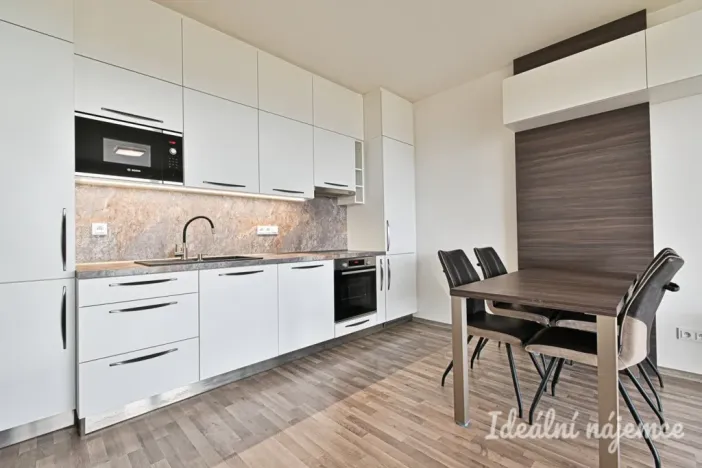 Pronájem bytu 2+kk, Brno, Menšíkova, 60 m2