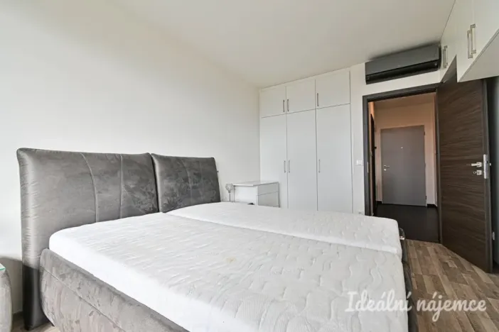 Pronájem bytu 2+kk, Brno, Menšíkova, 60 m2