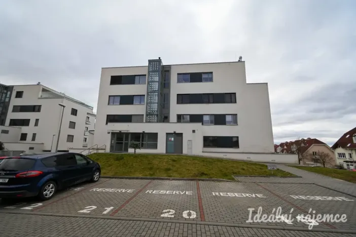 Pronájem bytu 2+kk, Brno, Menšíkova, 60 m2