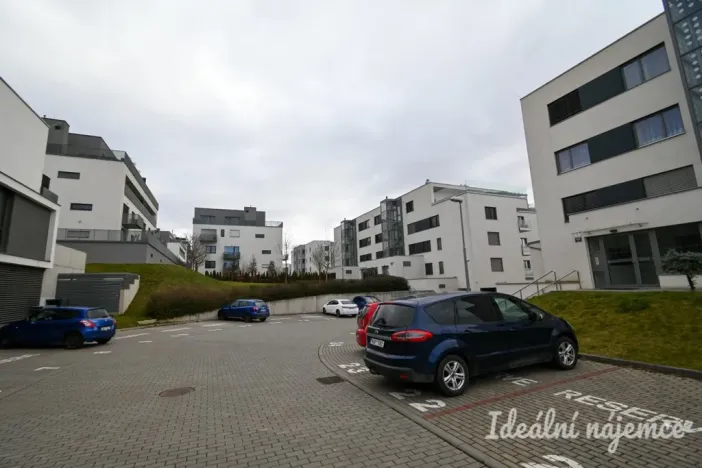 Pronájem bytu 2+kk, Brno, Menšíkova, 60 m2