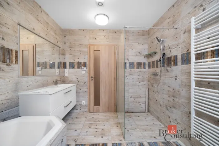 Prodej rodinného domu, Pozořice, U školy, 466 m2