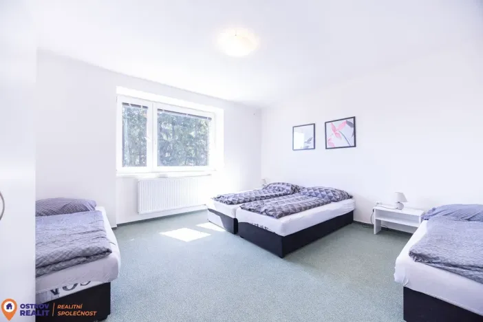 Prodej apartmánu, Staré Město - Stříbrnice, 450 m2