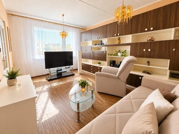 Prodej bytu 2+1, Znojmo, Dukelských bojovníků, 59 m2