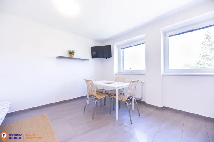 Prodej chaty, Staré Město - Stříbrnice, 450 m2