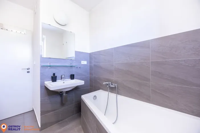 Prodej chaty, Staré Město - Stříbrnice, 450 m2