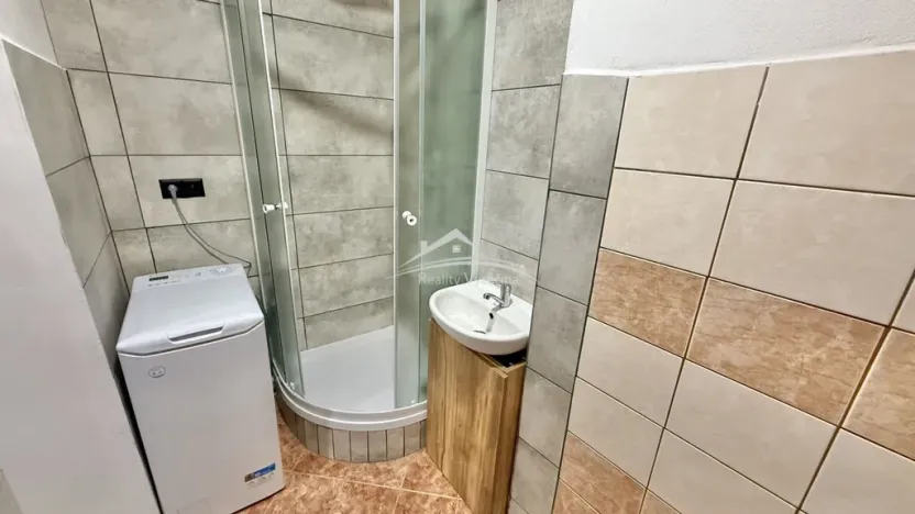 Pronájem bytu 1+kk, Světlá nad Sázavou, Nové Město, 18 m2