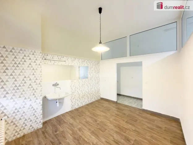 Pronájem obchodního prostoru, České Budějovice - České Budějovice 2, J. Opletala, 216 m2