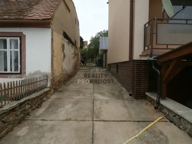 Pronájem - jiné, Kuchařovice, V Zahradách, 100 m2