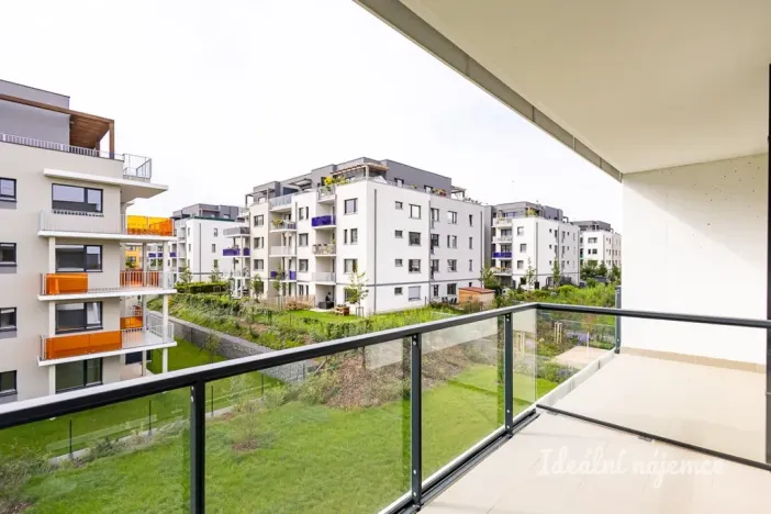 Pronájem bytu 2+kk, Praha - Dolní Chabry, Za Pískovnou, 52 m2