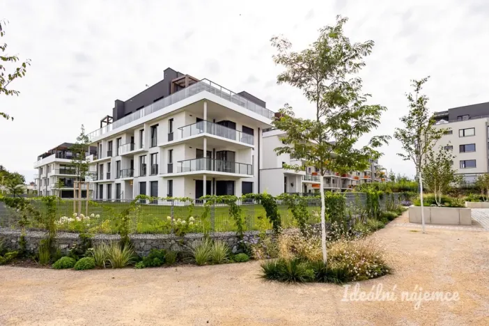 Pronájem bytu 2+kk, Praha - Dolní Chabry, Za Pískovnou, 52 m2