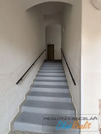 Prodej bytu 2+1, Kroměříž, náměstí Míru, 71 m2